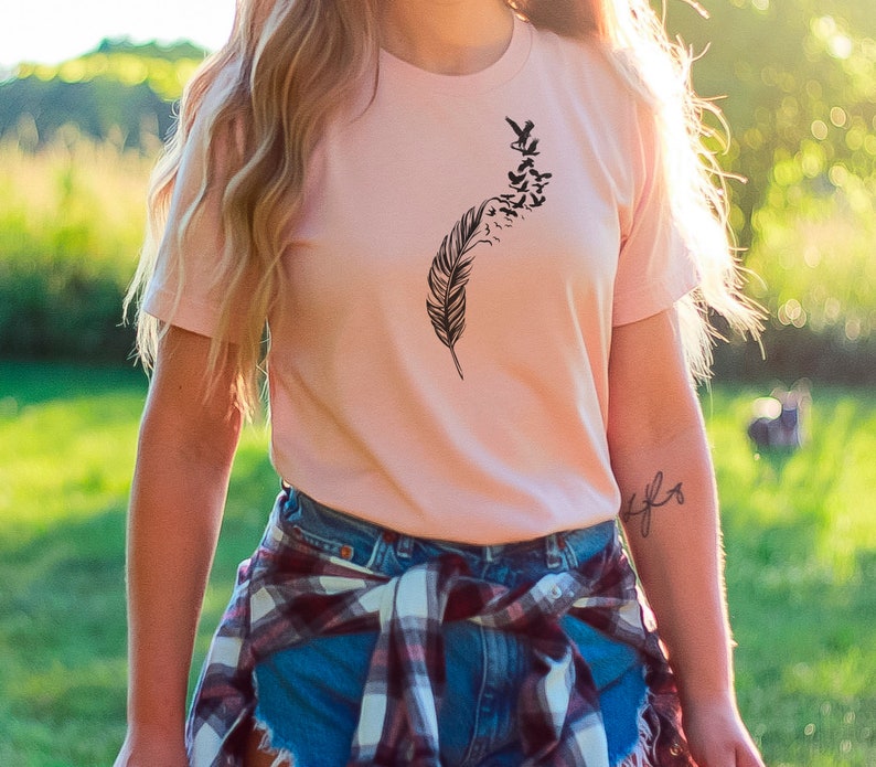 Shirt veren vogels, T-shirt veren, T-shirt vogels, grafisch T-shirt, T-shirt vogel, natuurshirt, shirt vogelliefhebber, shirt vogel cadeau, shirt vogel cadeau, shirt vogel cadeau afbeelding 5