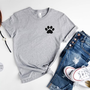 Best Seller Dog Paw Pocket T Shirt, Dog T-Shirt, Dog Paw Shirts, Dog Mom Tee, Pocket Paw Shirt, Dog Lover Gift, Dog Mama Shirts, Dog Paw Tee Heather Athletic