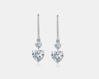 Orecchini pendenti a cuore con moissanite in argento sterling 925 da 5,44 carati