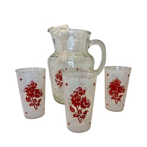 Seltene Vintage MCM Red Rose Nadelspitze Muster 48 Oz Krug & 3 Glasbecher