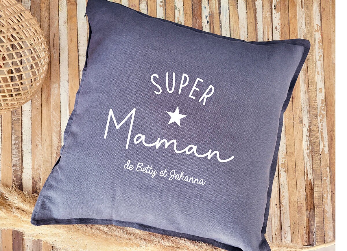 Housse de Coussin Personnalisée Couleur Gris Foncé Etoile Mamie, Maîtresse, Maman, Atsem, Tata, Marr