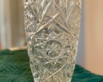 Crystal Genuine Hand Cut Pattern Vase Clear 24% Lead Crystal Glass D 5” x H 9“
