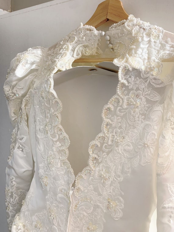 Vintage White/Ivory Satin & Lace pearl Wedding Go… - image 6