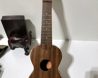 1940s or 30s P‘Mico Collegiate Mahogany Ukulele Genuine