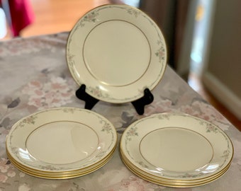 Royal Doulton Vogue Collection “Classique” Bread Plates 6-1/2’’ - Lot of 7-EUC