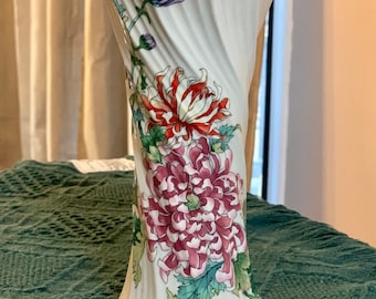 TOYO Octagon spiral Vase, Red peony Pattern, Vintage Japan