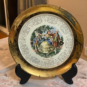 Vintage Sabin Crest O Gold 9 1/4” Colonial Courting Couple 22k Plate