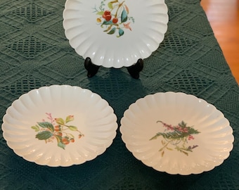 Haviland Limoges Torse Fleurs et Fruits de Saxe Luncheon Plate 7 1/4” Lot Of 3