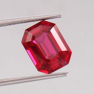 AAA Grade Mozambique Loose Radiant Cut Gemstone,Excellent Genuine Quality Pegion Red Ruby Gemstone For Ring & Jewellery Making 11x9 MM