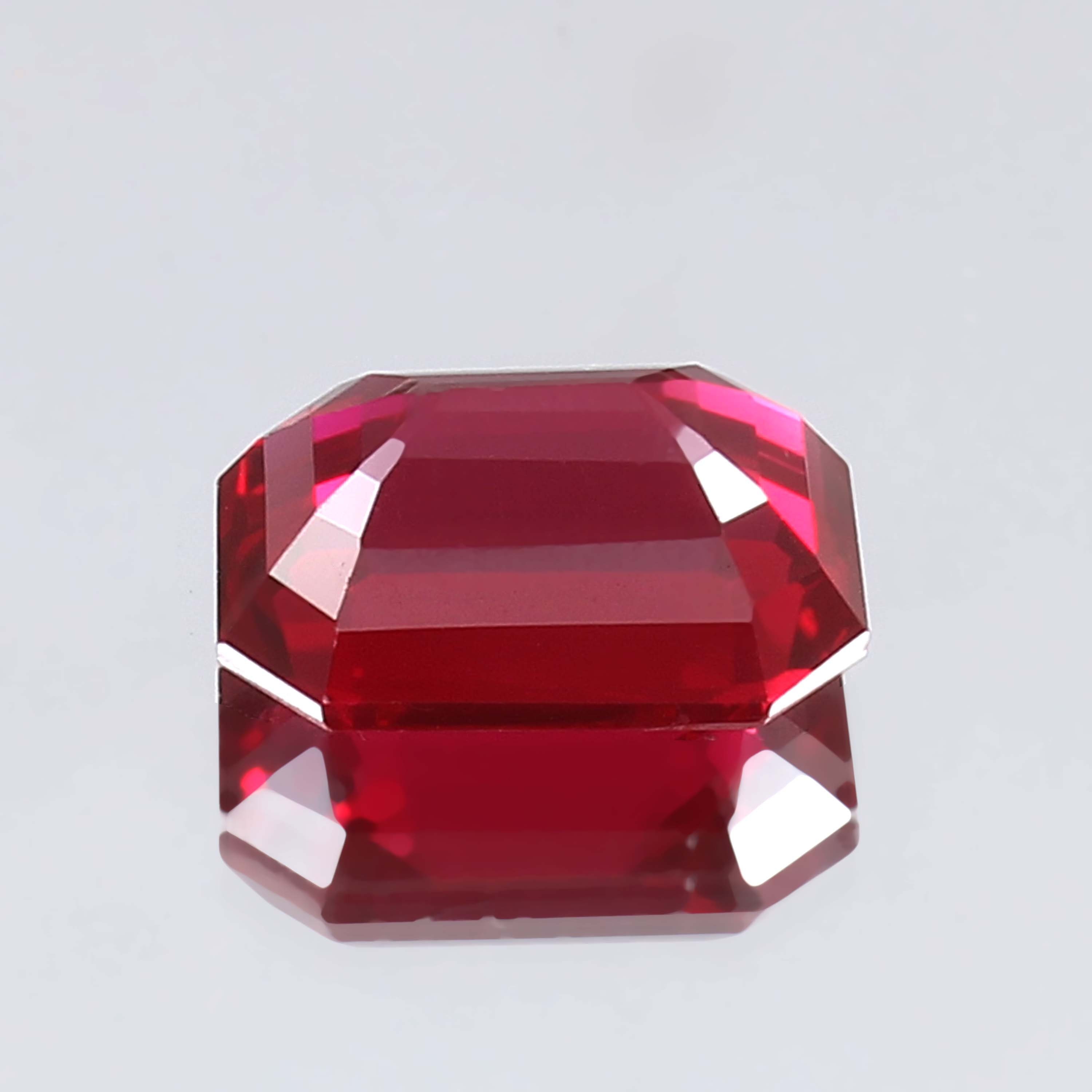 Paire De Rubis Naturels Du Mozambique - Taille Diamant, Rouge Sang, Non Traités