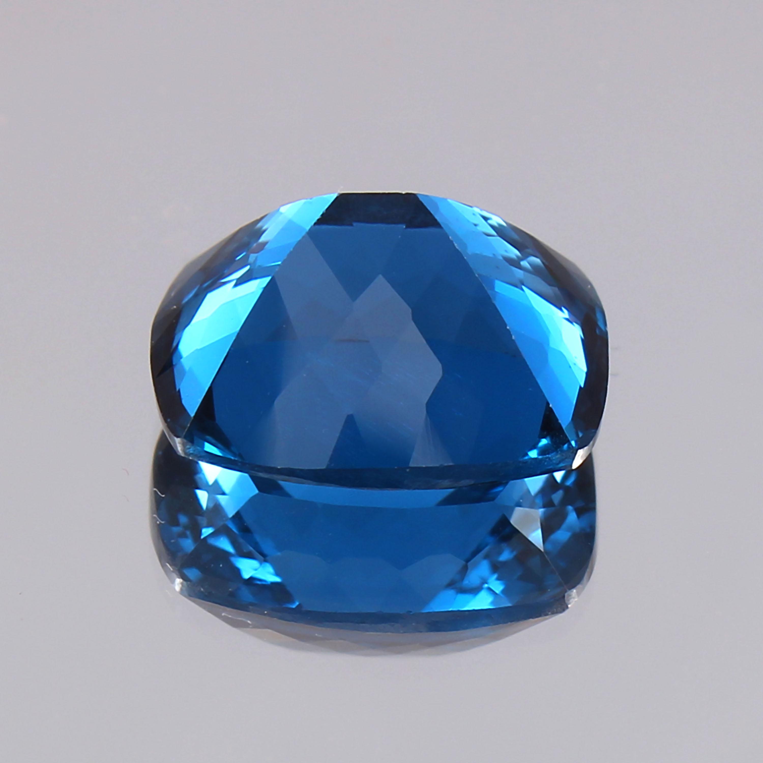 10-Piece Set Of Natural London Blue Topaz 3mm Round Cut Stones - AAA Quality, Eye Clean