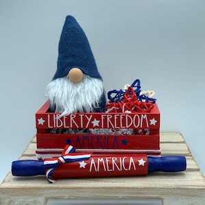 Patriotic Gnome Decor/Patriotic Decor/Patriotic Gnome/Fourth of July Decor/Memorial Day Decor/4th of July Decor/Patriotic Tiered Tray/Gnome
