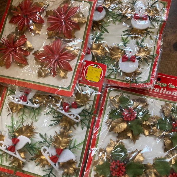 Vintage Late 1950/60s NOS Commodore Christmas Package Tie Ons/ Ornaments Choice of 4