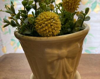 Vintage 1940 Early Shawnee "Home Sweet Home" Soft Yellow Flower Pot