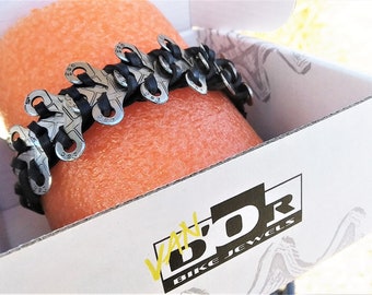 Bicycle chain link & inner tube bracelet, Handmade jewelry from recycled bike parts, Accessory for stylish cyclists in unique gift box