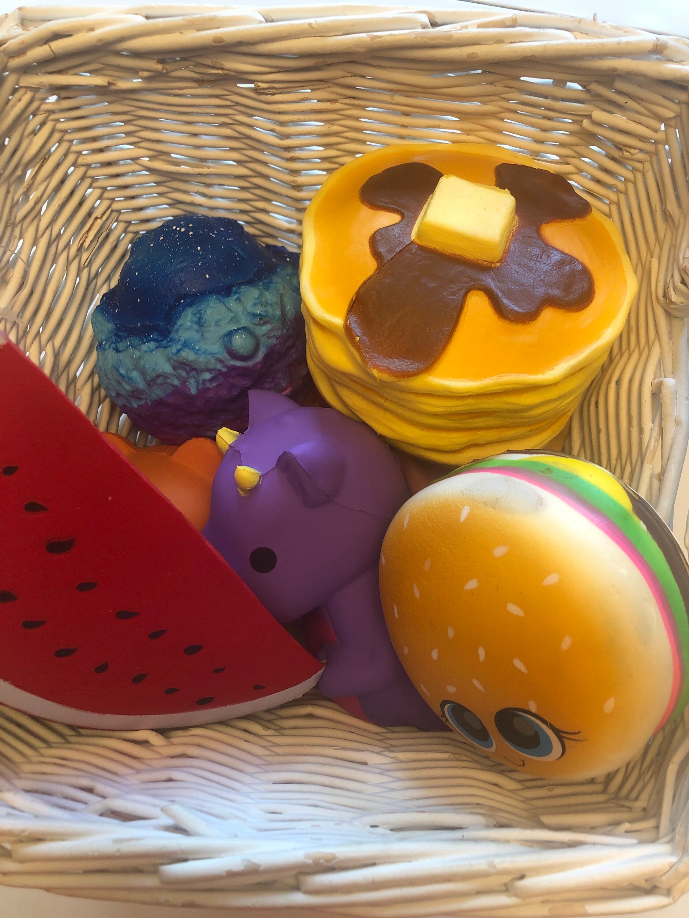 2 dollar squishies