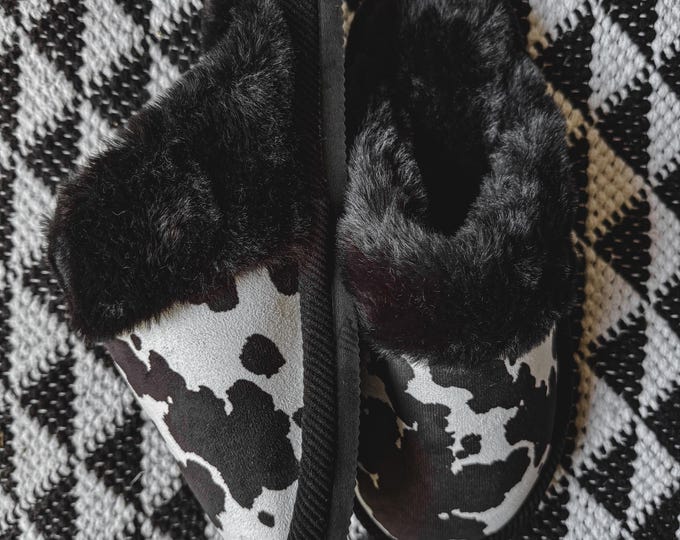 Brown Cow Pattern Print Premium Home Slippers main image 1