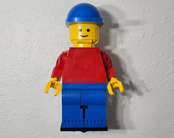 Wall Mount for Up-Scaled LEGO® Minifigure (40649)