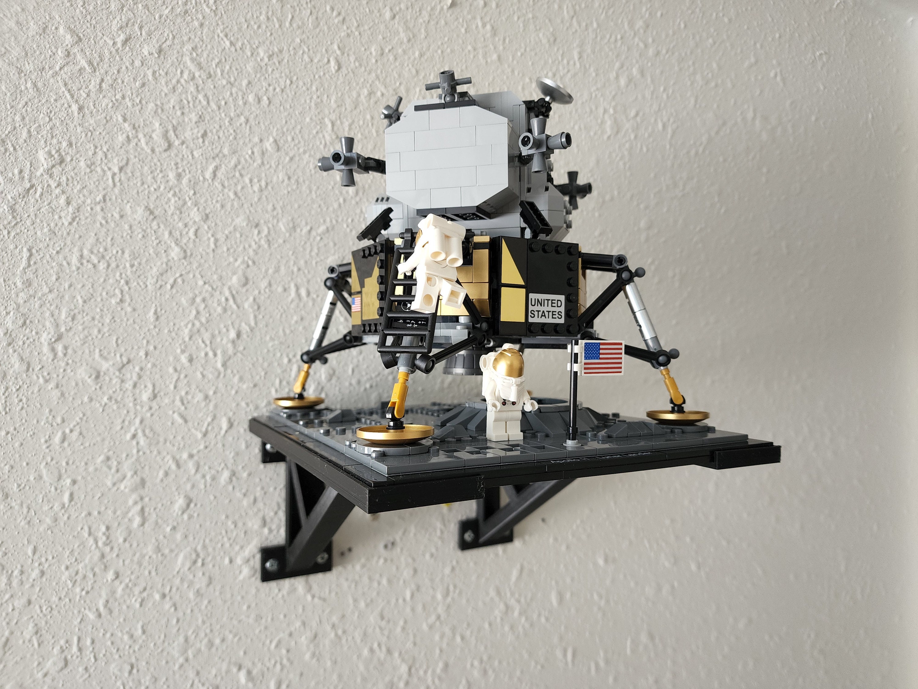 Wall Mount for LEGO® NASA Apollo 11 Lunar Lander 10266 Etsy Sweden