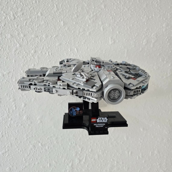 Wall Mount for LEGO® Millennium Falcon™ (75375)