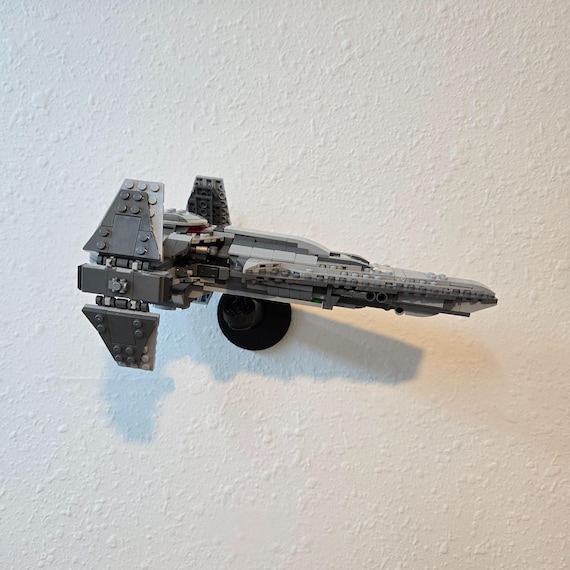 Adjustable Wall Mount for LEGO® Darth Maul's Sith Infiltrator™ (75383)