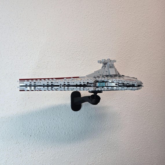 Adjustable Wall Mount for LEGO® Venator-Class Attack Cruiser™ (75441)