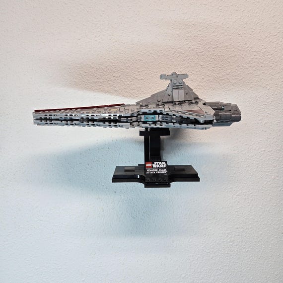 Wall Mount for LEGO® Venator-Class Attack Cruiser™ (75441)