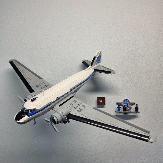 Adjustable Wall Mount for LEGO® DC3 Airliner (11378)