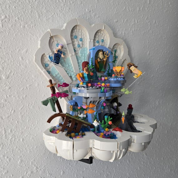 Wall Mount for LEGO® The Little Mermaid Royal Clamshell (43225)