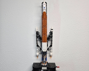 Suporte de parede para o foguete LEGO® NASA Artemis Space Launch System (42221)