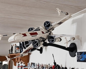 Adjustable Wall Mount for LEGO® UCS X-Wing Starfighter™ (75355)