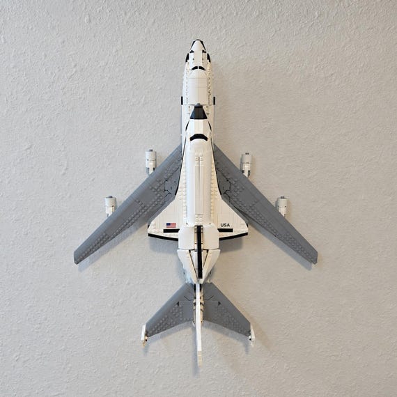Vertical Wall Mount for LEGO® Shuttle Carrier Aircraft (10360)