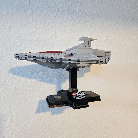 Wall Mount for LEGO® Acclamator-Class Assault Ship™ (75404)