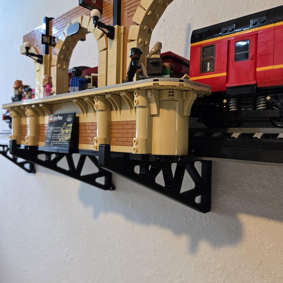Wall Mount for LEGO® Hogwarts Express™ – Collectors' Edition