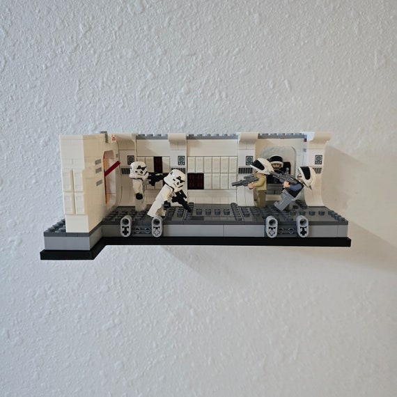 Wall Mount for LEGO® Boarding the Tantive IV™ (75387)