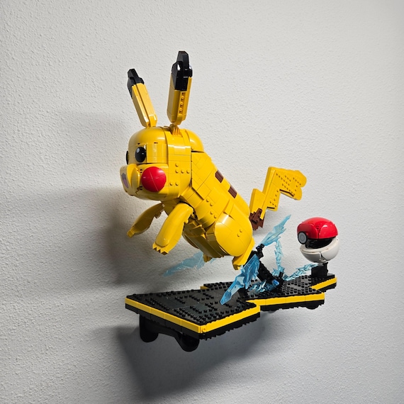 Wall Mount for LEGO® Pikachu and Poké Ball (72152)