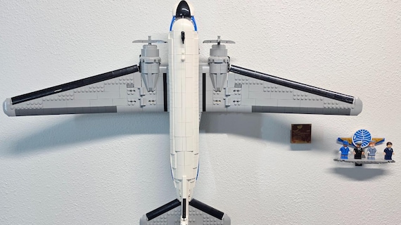 Vertical Wall Mount for LEGO® DC3 Airliner (11378)