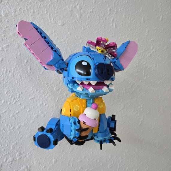 Wall Mount for LEGO® Stitch (43249)