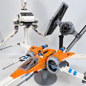 Adjustable Display Stand for LEGO® Star Wars Sets (Universal)