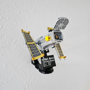 Wall Mount for LEGO® NASA Hubble Space Telescope (10283)
