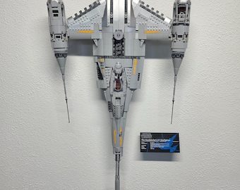Suporte de parede vertical para LEGO® UCS N-1 Starfighter™ de The Mandalorian (75442)