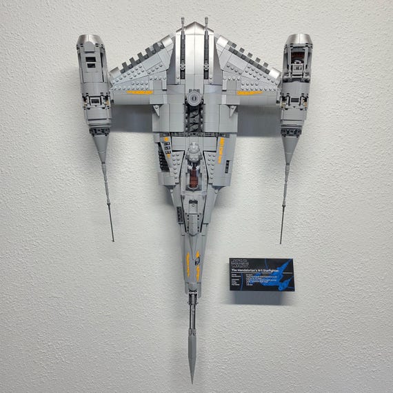 Vertical Wall Mount for LEGO® UCS The Mandalorian's N-1 Starfighter™ (75442)