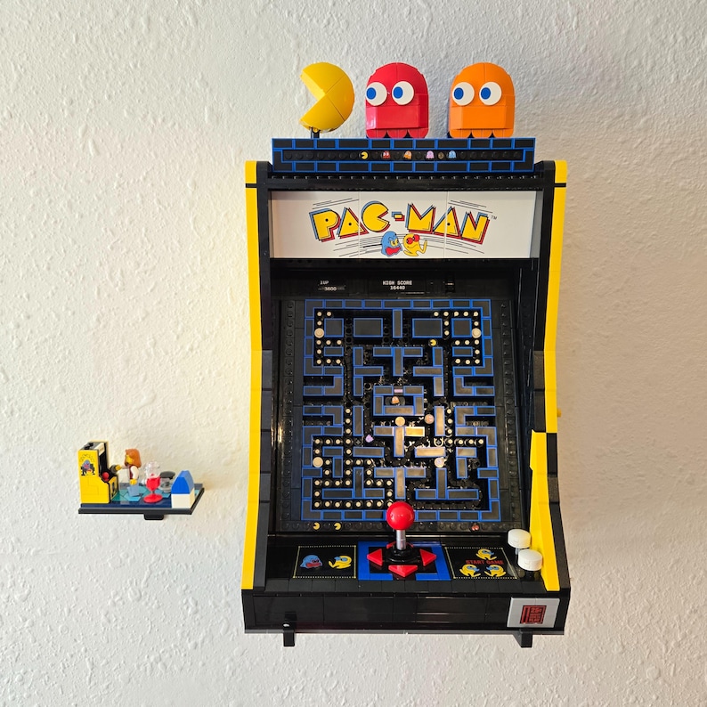 PAC MAN arcade 10323 wall mounted display with full arcade and mini arcade mount