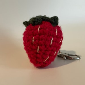 SMALL STRAWBERRY - crochet strawberry pattern play food berry amigurumi