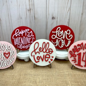 Valentines Mini Round Signs - Valentine&#39;s Day Tiered Tray Decor - XOXO Love You, February 14, Hello Love