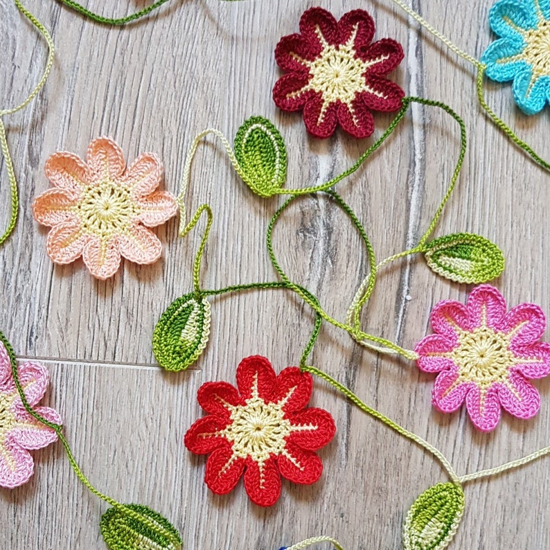 Crochet Flower Bunting Flower Garland image 3