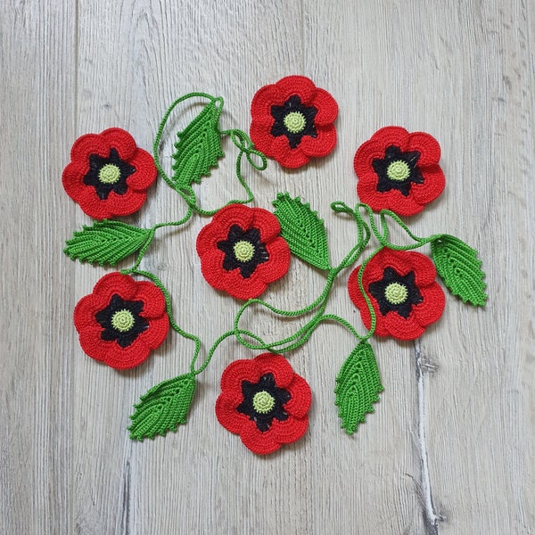 Guirlande de 7 coquelicots rouges et feuilles au crochet