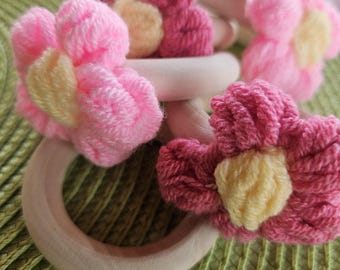Handmade Crochet Flower Napkin Rings – Spring Table Decor, Mother's Day Gift