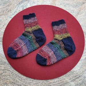 Hand-knitted socks size 26/27, 28/29, 30/31, 32/33, 34/35 36/37 blue colorful stripes 30/31