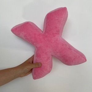 Almohada decorativa de terciopelo colorido con forma de letra, regalo de inauguración de la casa, almohada personalizada con monograma, almohada con alfabeto, xo